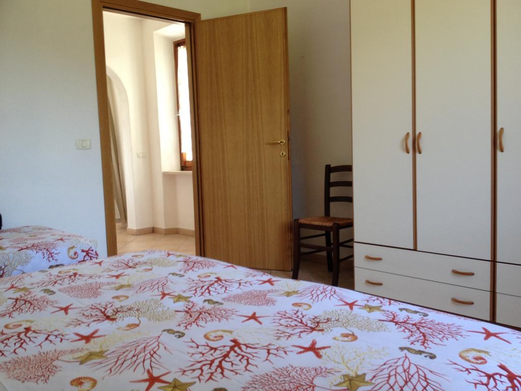 Famiglia Ricci Villa Marina di Campo Værelse billede